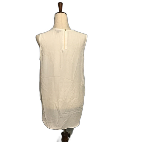 Vince Camuto Cream Sleeveless Keyhole Pleated Top MED - Picture 4 of 7